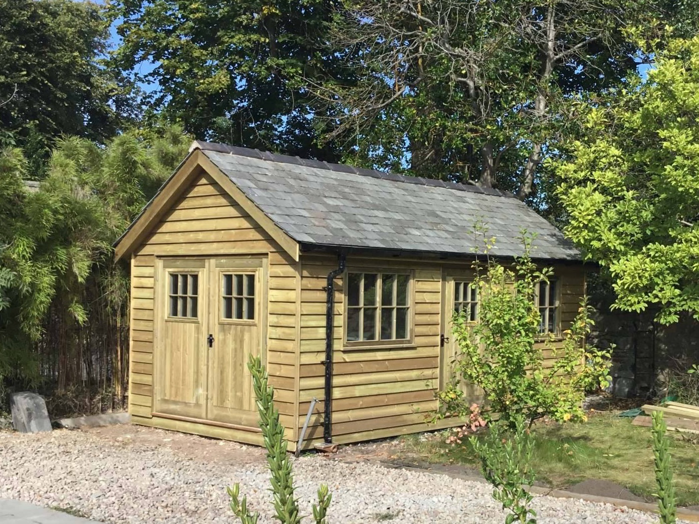 Oak-framed garage or carport by Woodstyle Joinery