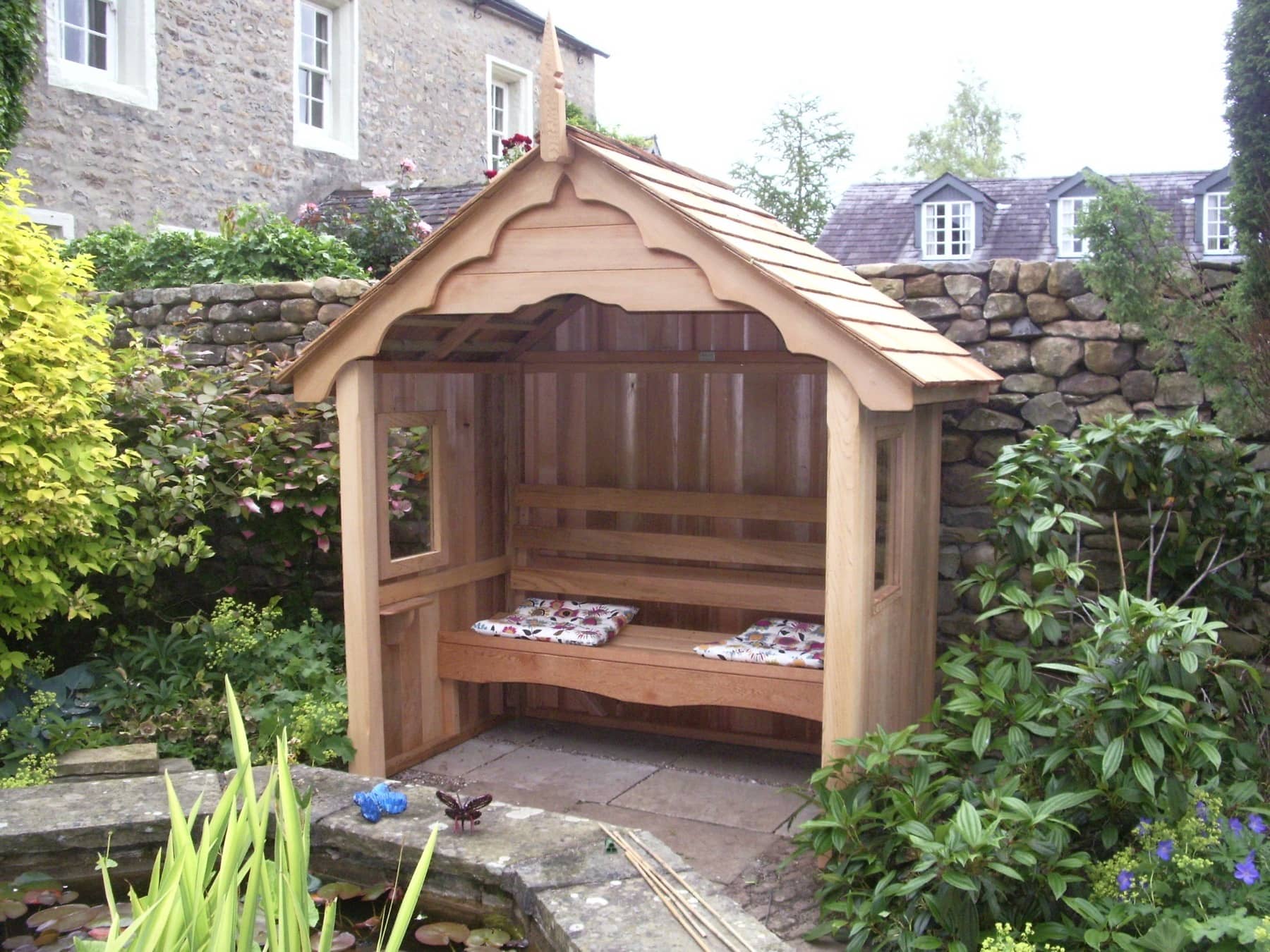 Timber pergola or arbour by Woodstyle Joinery